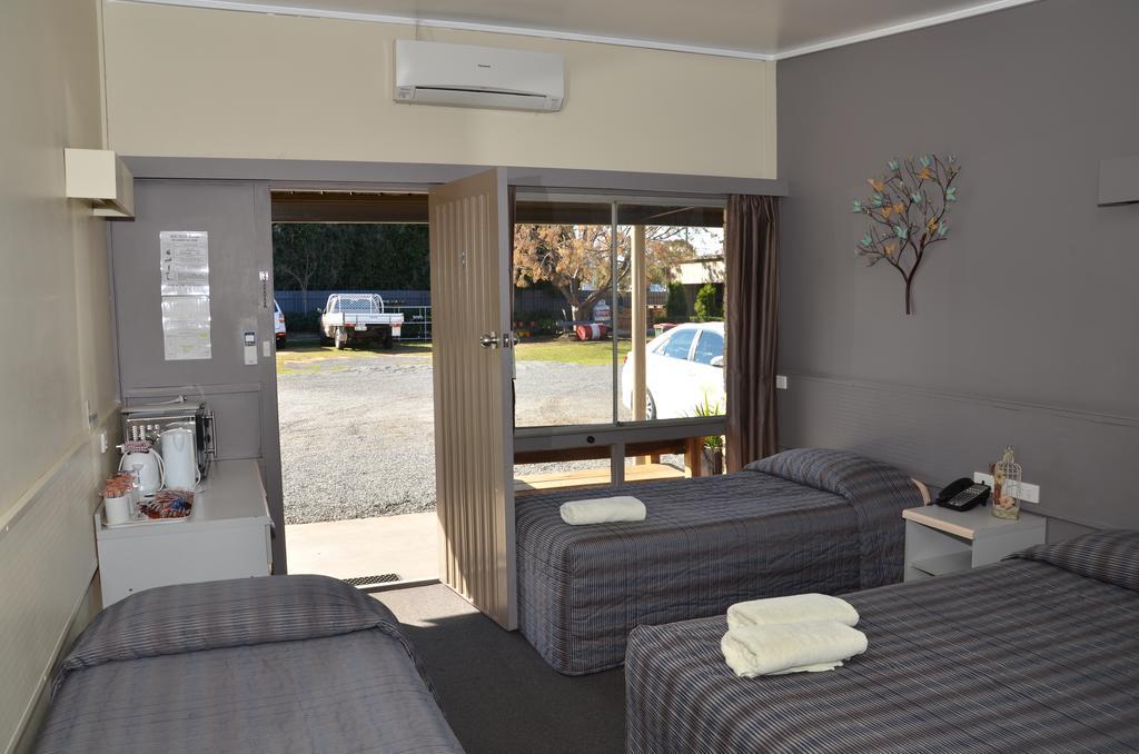 Motel Motor Warwick
